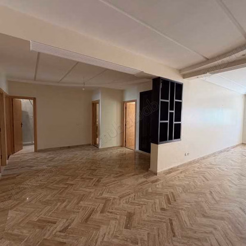 Appartement à Louer de 131.0 m² à Casablanca, Hopitaux
