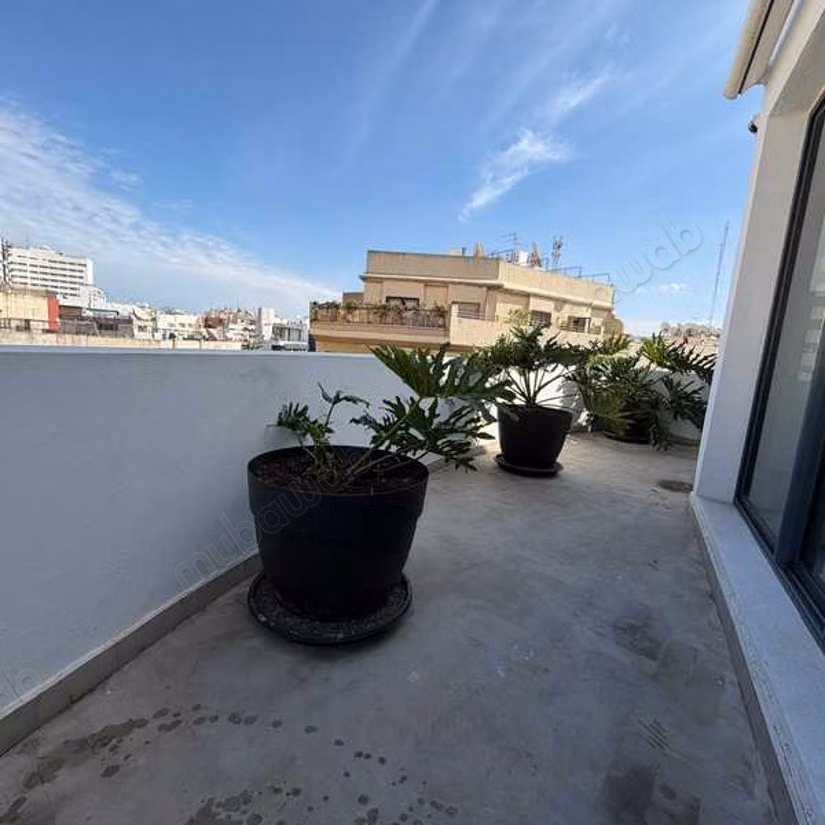Bureau à Vendre de 118.0 m² à Casablanca, Gauthier