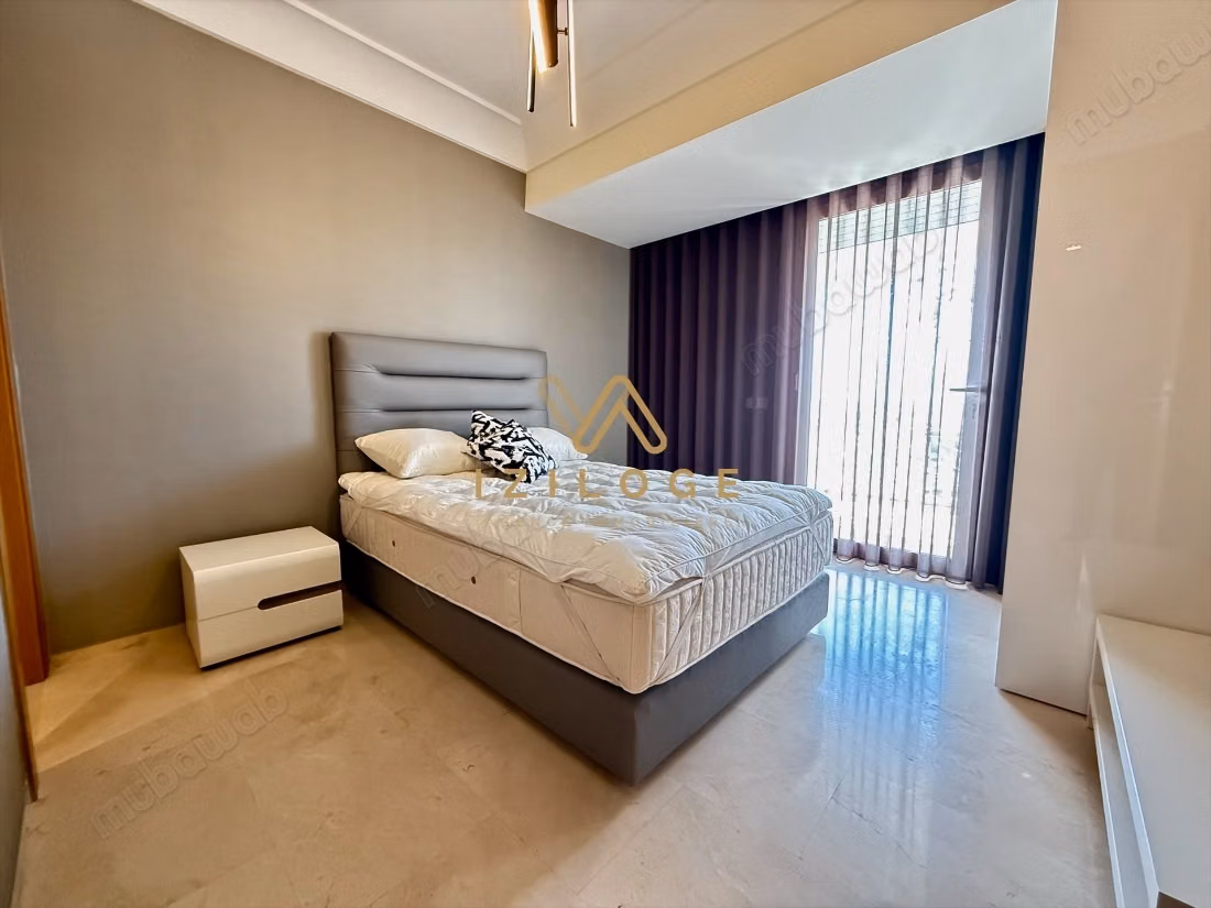 Très bel appartement en location à Casablanca Finance City. 3 chambres agréables. Bien meublé