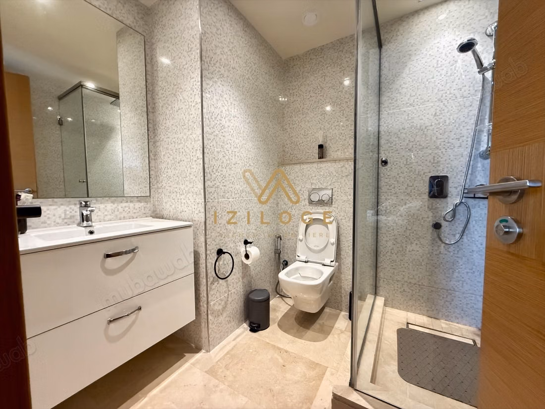 Très bel appartement en location à Casablanca Finance City. 3 chambres agréables. Bien meublé