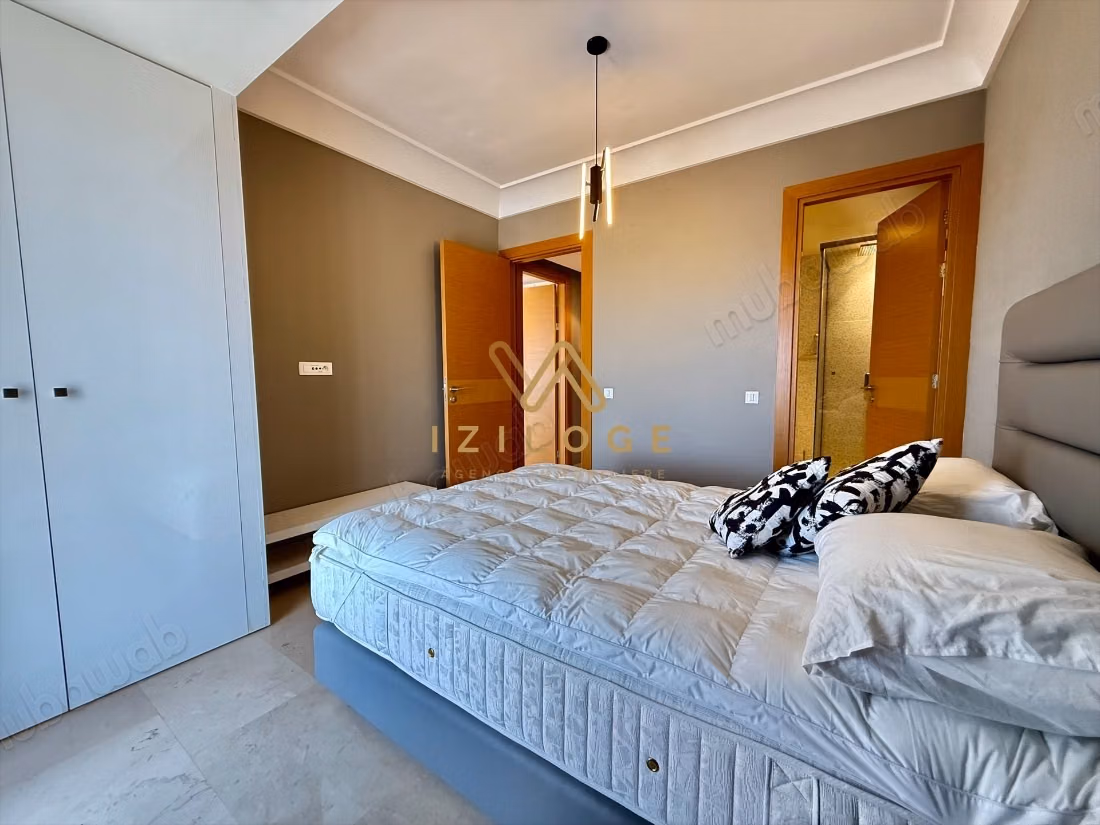 Très bel appartement en location à Casablanca Finance City. 3 chambres agréables. Bien meublé