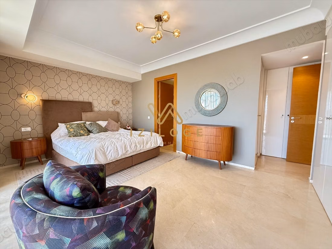 Très bel appartement en location à Casablanca Finance City. 3 chambres agréables. Bien meublé