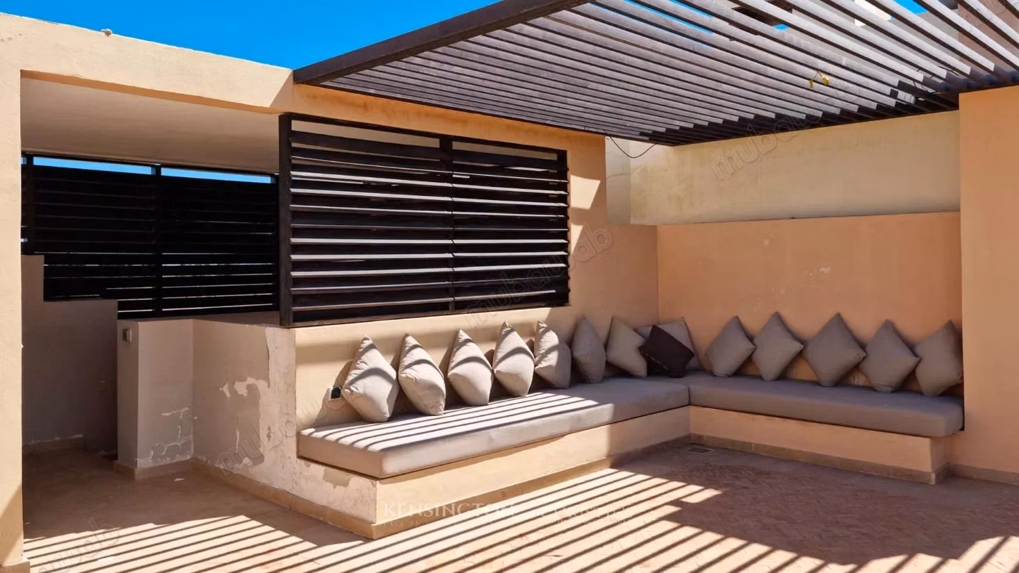 Al Maaden villa riad 2 bedrooms to refresh