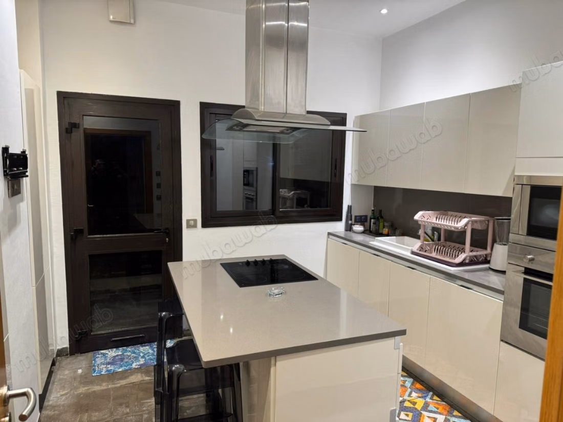 Location d'un appartement à Sidi Daoued. 2 chambres. Meublé