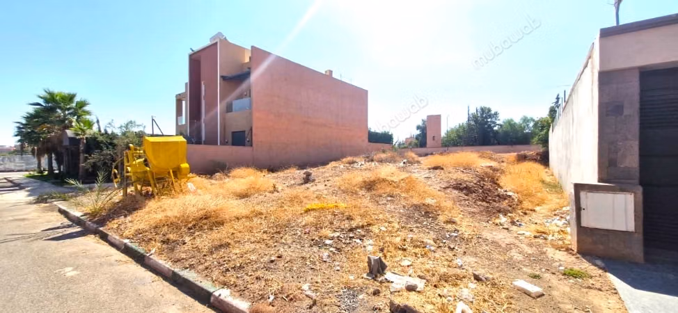 Terrain de 550 m2 a vendre sur Agdal 
Marrakech