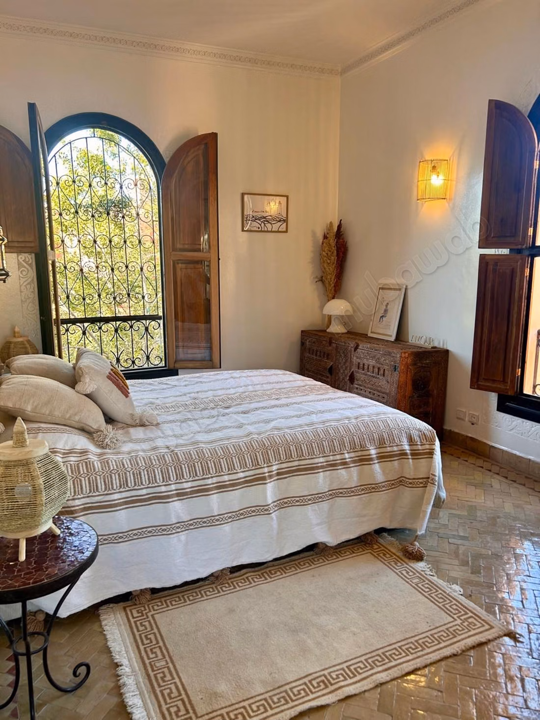Riad style villa 5 bedrooms with pool palmeraie