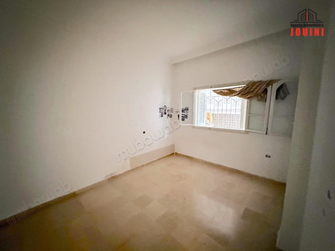 Maison 160 M² à Ennkhilet Ariana