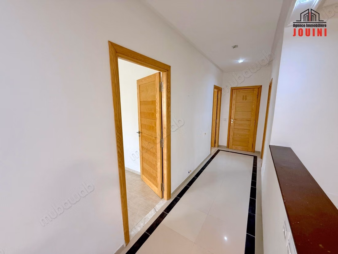 Maison 160 M² à Ennkhilet Ariana
