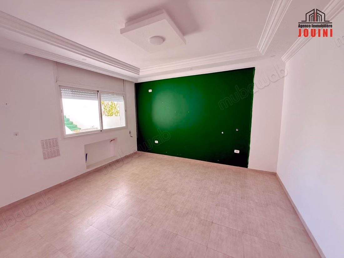 Maison 160 M² à Ennkhilet Ariana