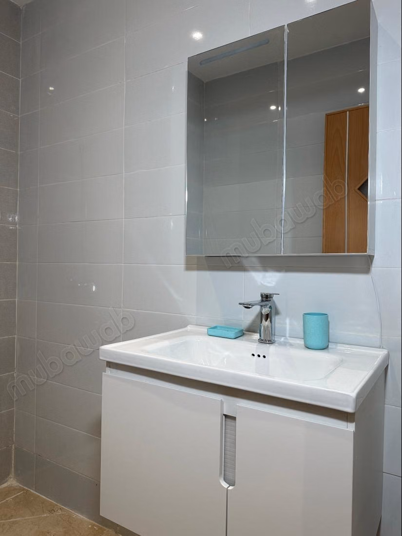 Nuovo appartamento in affitto 85m² di fronte a Marjan, strada per Rabat, Tangeri