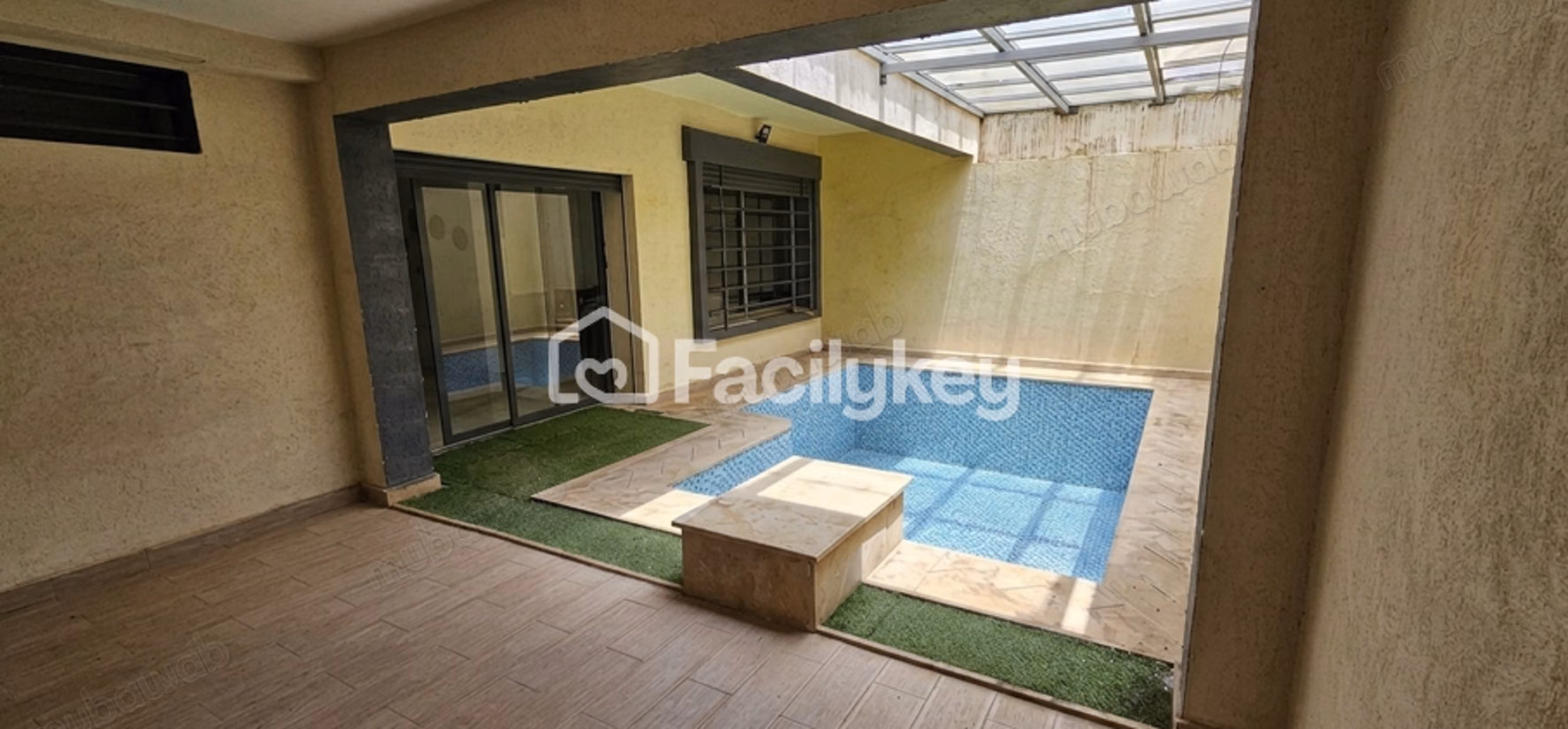 Villa de 349 m² à Dar Bouazza