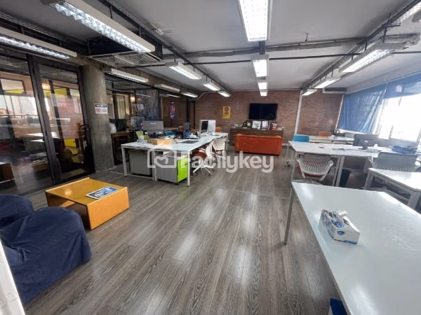 Bureau de 380 m² à Casablanca