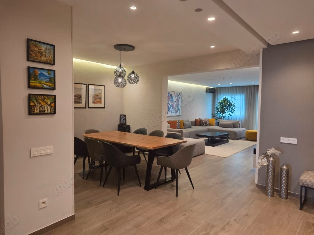 Selling an apartment in Val Fleury. 3 beautiful bedrooms. With elevator