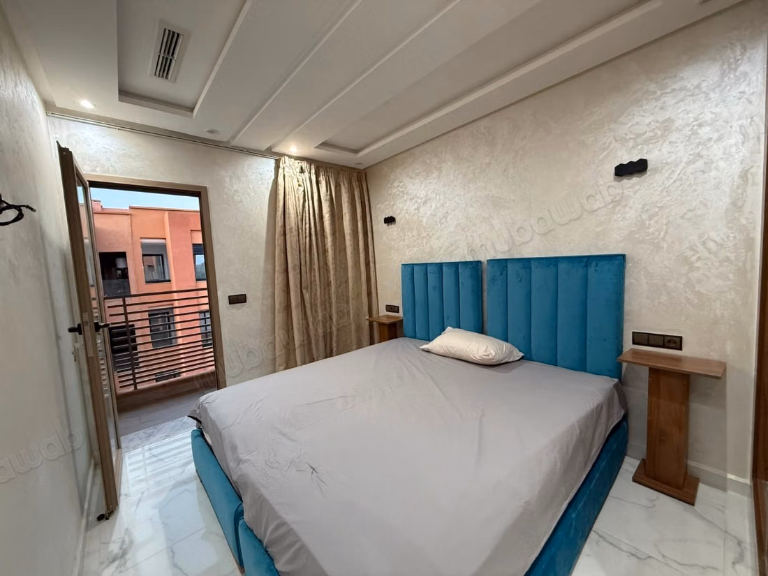À LOUER appartement neuf meublé de 3 chambres