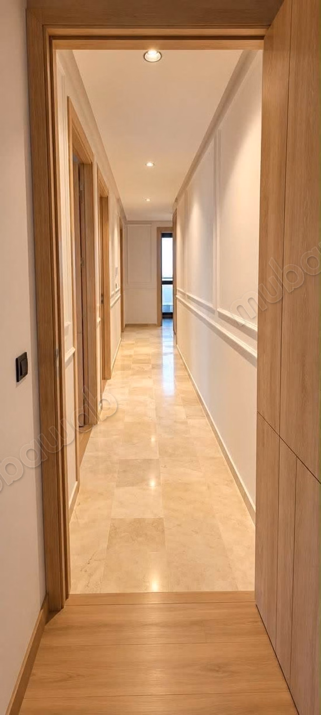 Louez cet appartement à Ain Diab Extension. 3 chambres. Bien meublé