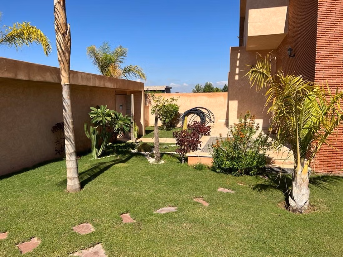 Villa de luxe meublée à louer sur la route D'ourik