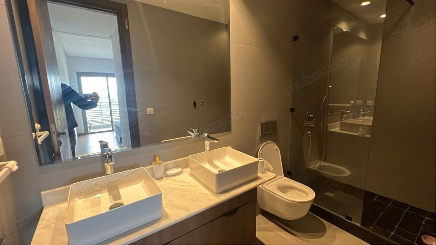 Bel appartement en location à Casablanca Finance City.
Superficie 120 m².
Bien meublé