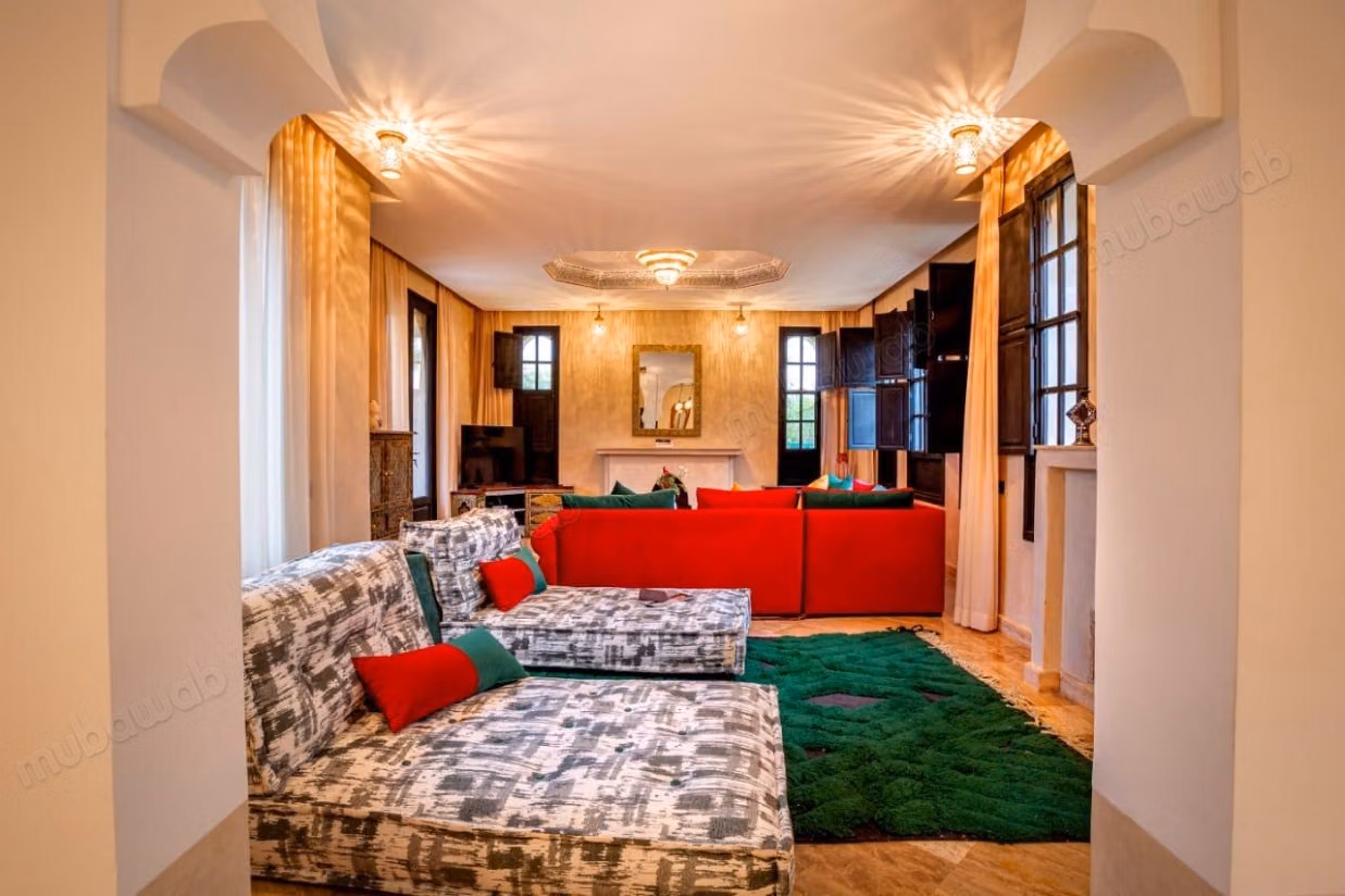 AV VILLA DE CARACTERE 
Rte Ouarzazate 
Marrakech