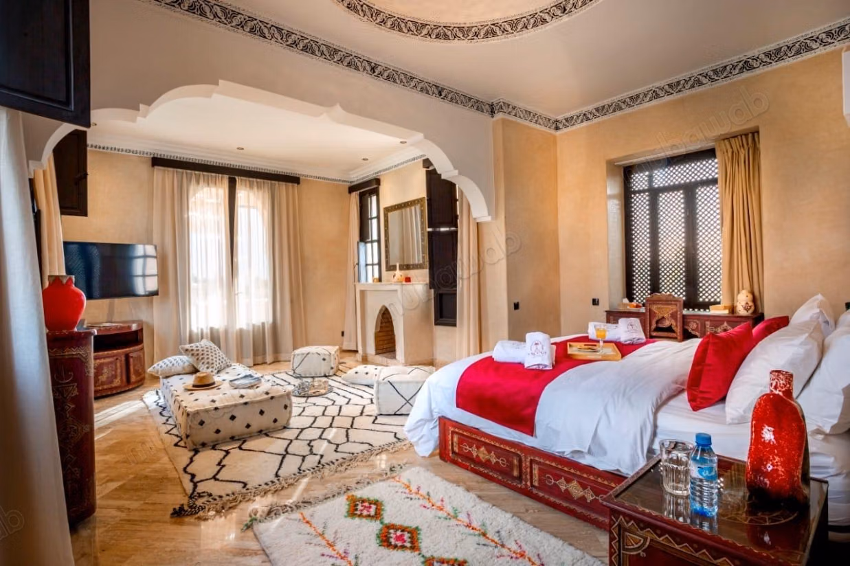 AV VILLA DE CARACTERE 
Rte Ouarzazate 
Marrakech
