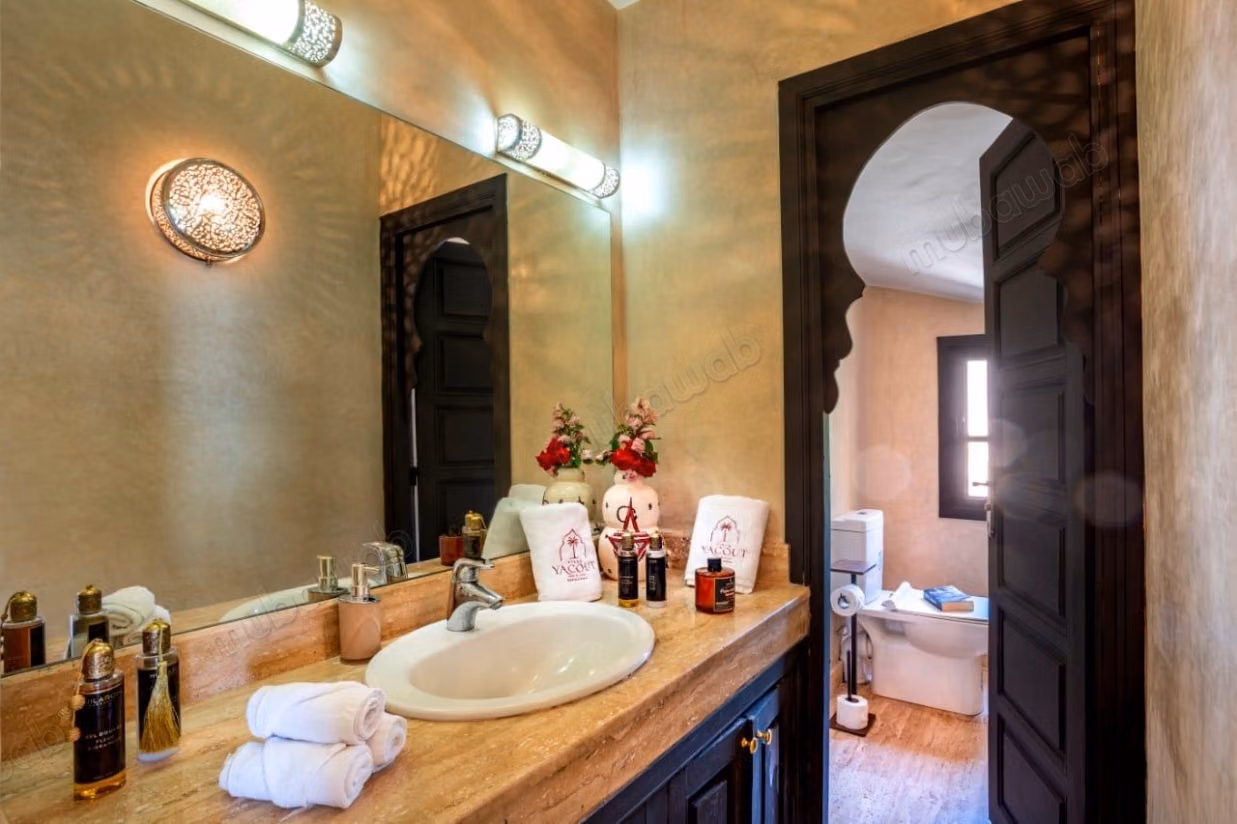 AV VILLA DE CARACTERE 
Rte Ouarzazate 
Marrakech