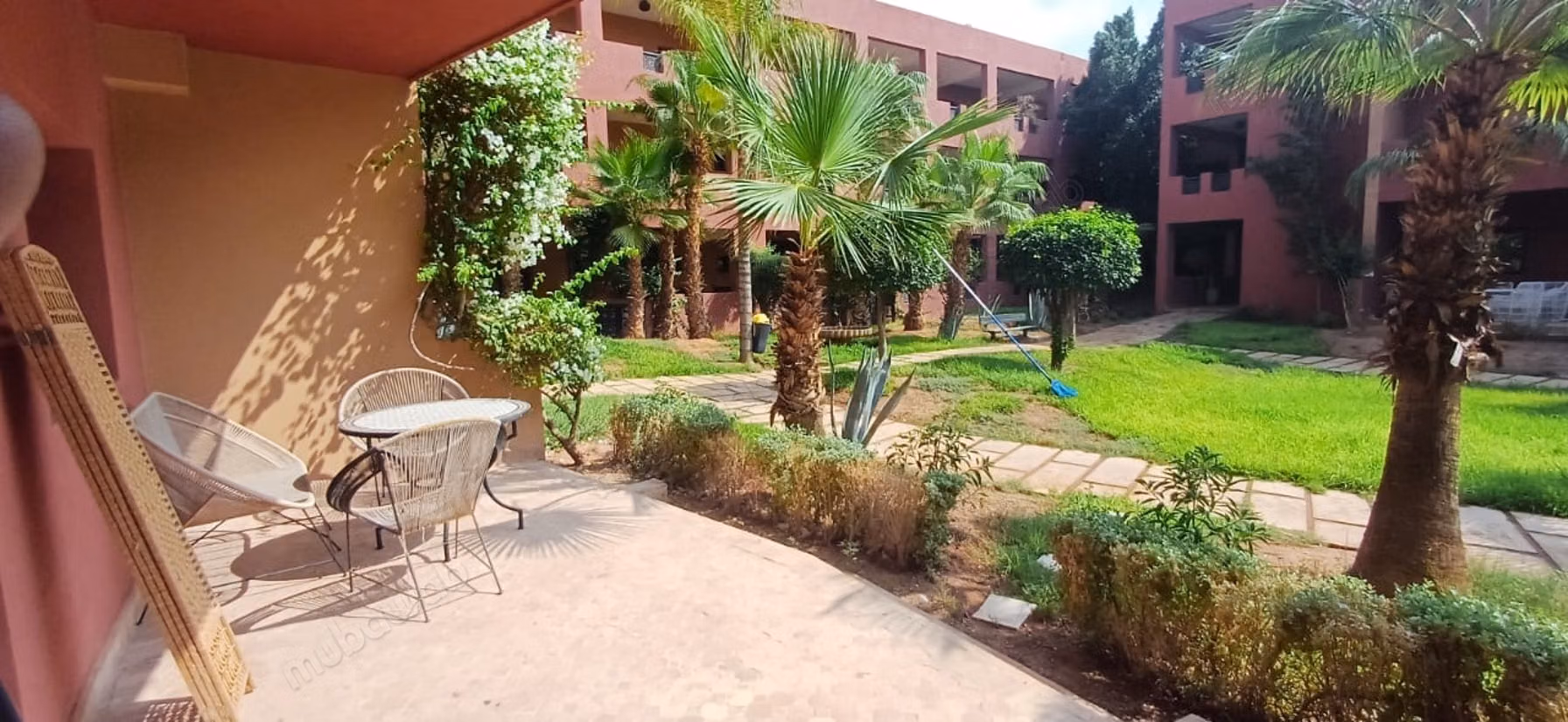 Sublime rez de jardin à louer sur la route de Casa