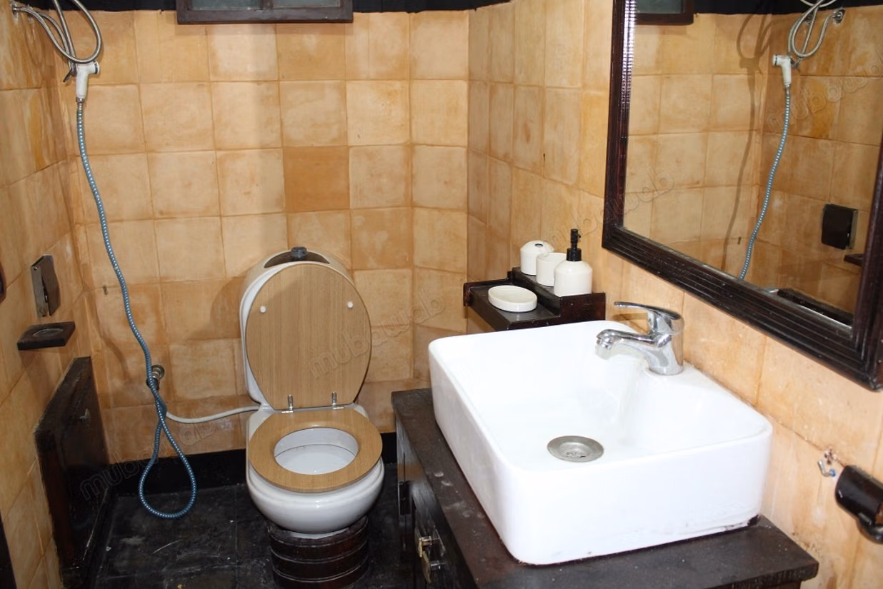 Local de 38m² a deux pas du carré eden
