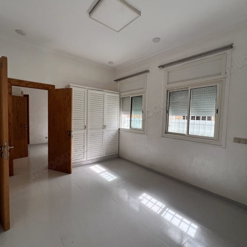 Location superbe appartement sur hassan 
RABAT