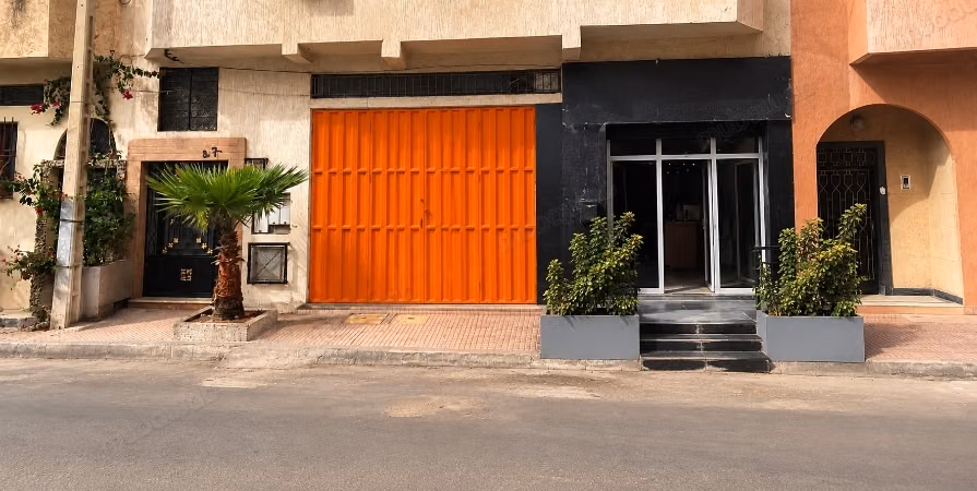 Local commercial en location à Dar Bouazza. Surface totale 68 m²