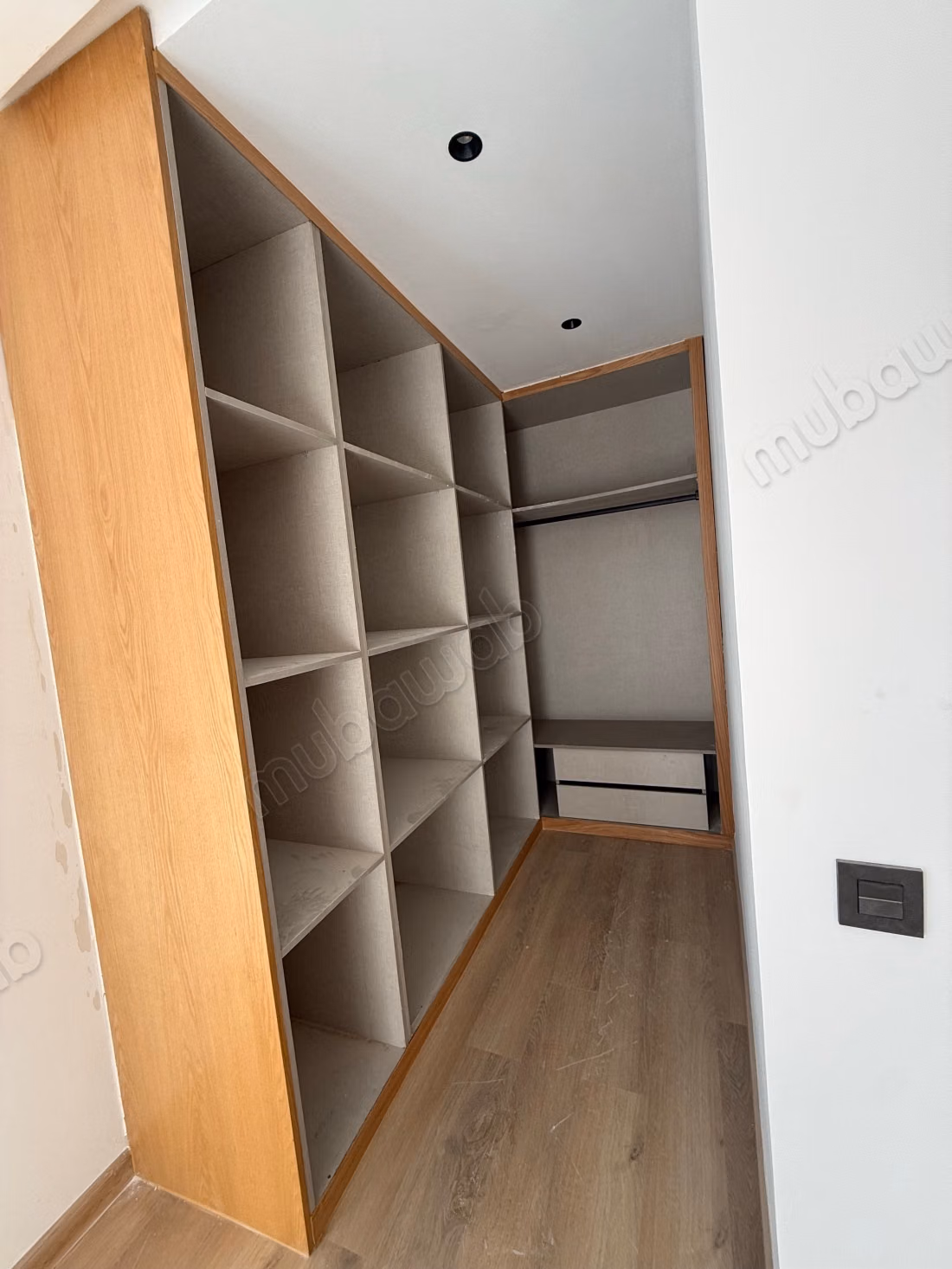 Beautiful apartment for sale in Palmier. Total area 44 m². Double glazing windows and central heating
