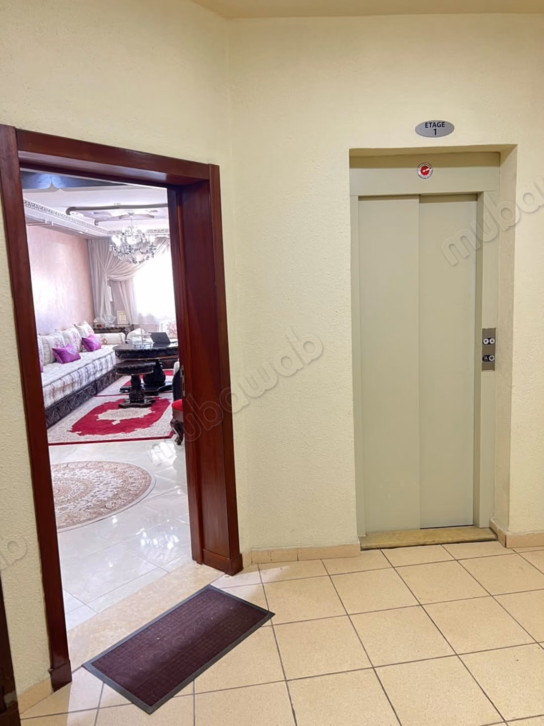 Appartamento in affitto mensile di 103m² vicino a Marjan