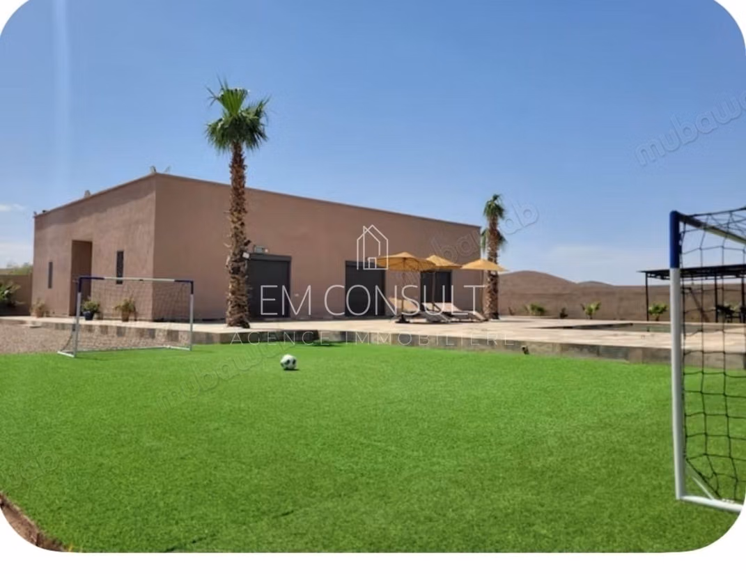 À vendre villa 4ch route de fez