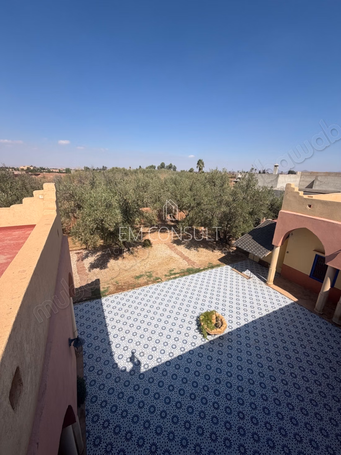 À louer villa 3ch 230m2 route de fez