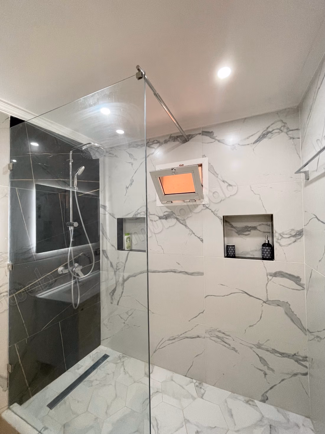 Elegance & Exceptional Location, Newly Renovated Apartment Facing El Harti Park – Marrakech