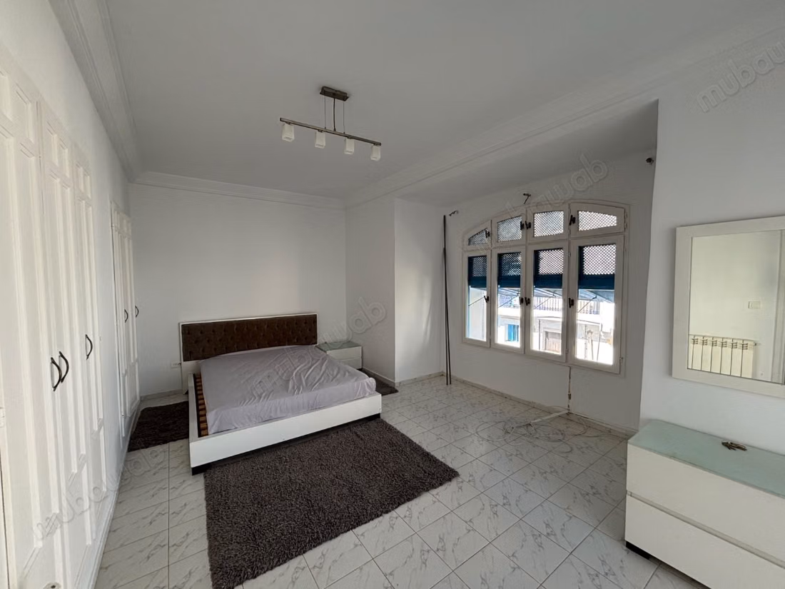 À louer un duplex s3 à gammarth