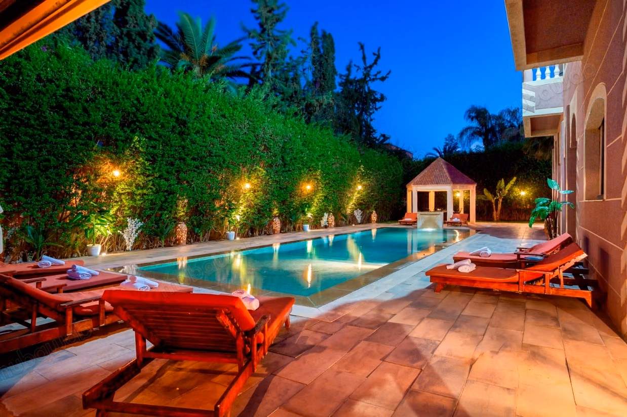 Prestigious villa, Targa, 15 m pool