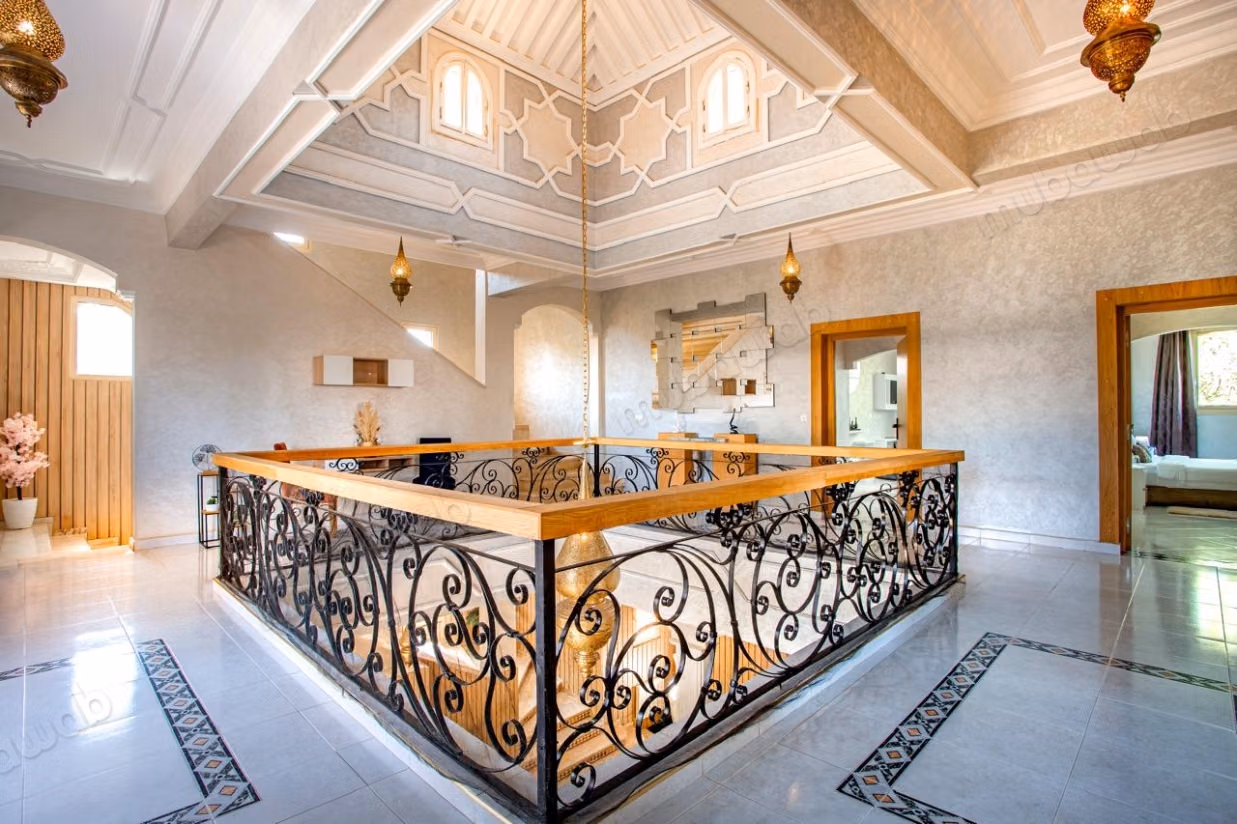 Prestigious villa, Targa, 15 m pool