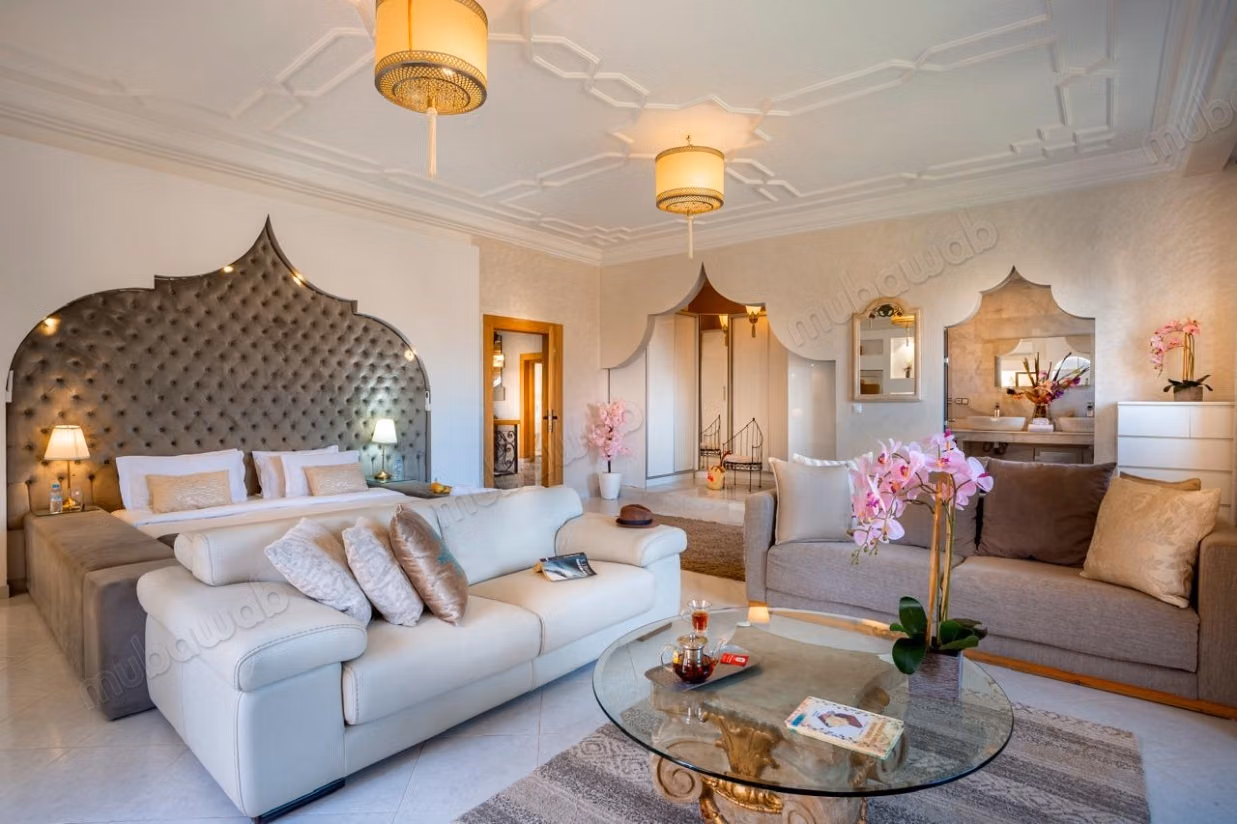 Prestigious villa, Targa, 15 m pool