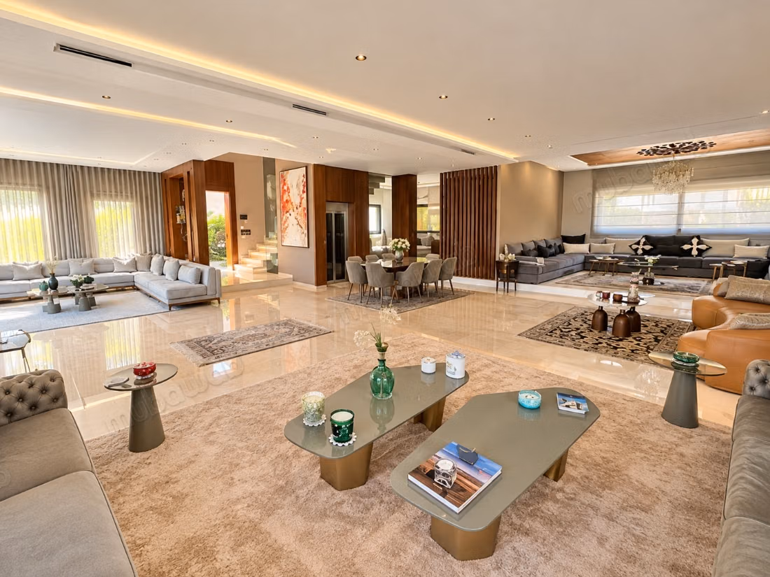 Magnificent Villa for Sale in Souissi