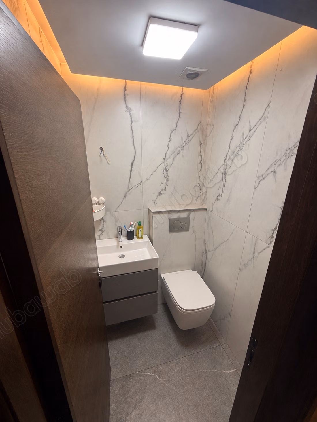 Sell apartment in Al Qods. 3 lovely rooms. Residence with Caretaker
