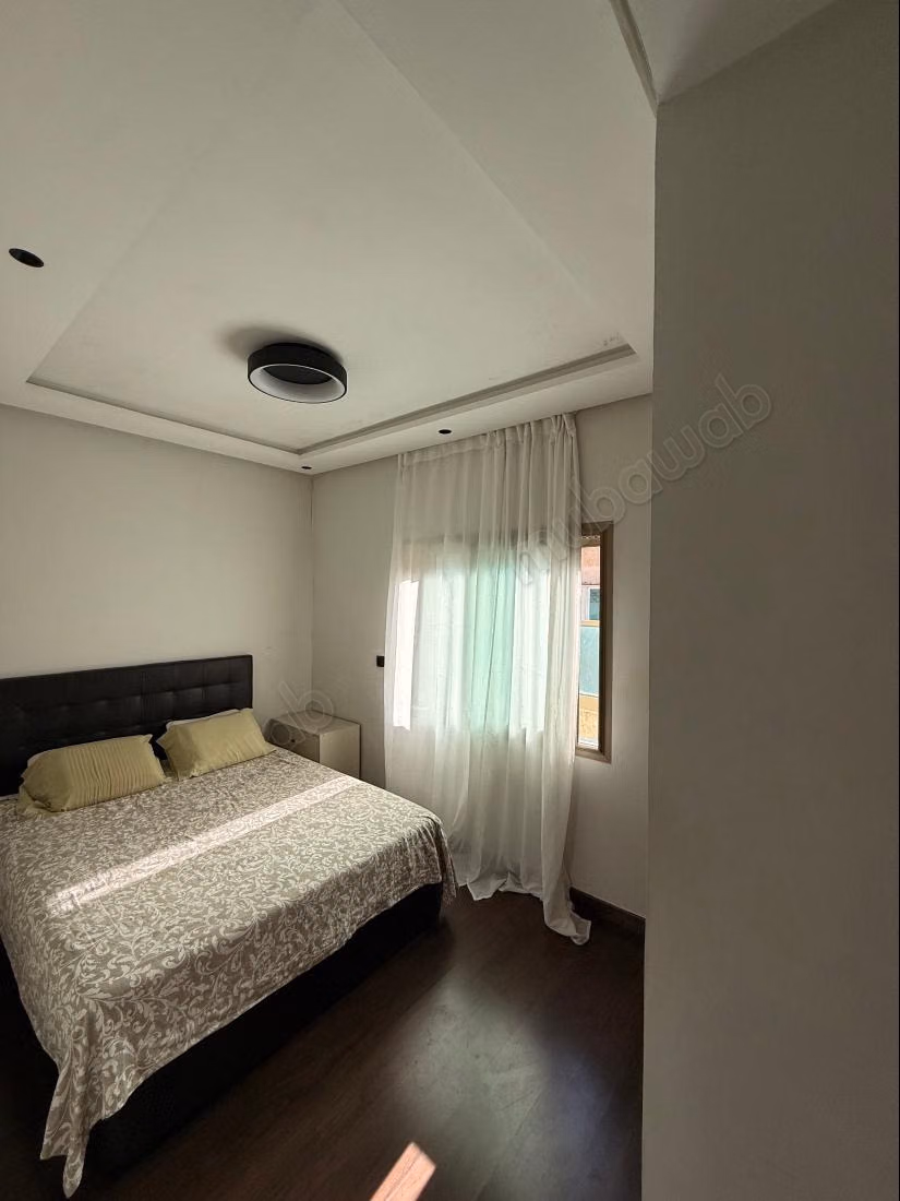 Sell apartment in Al Qods. 3 lovely rooms. Residence with Caretaker
