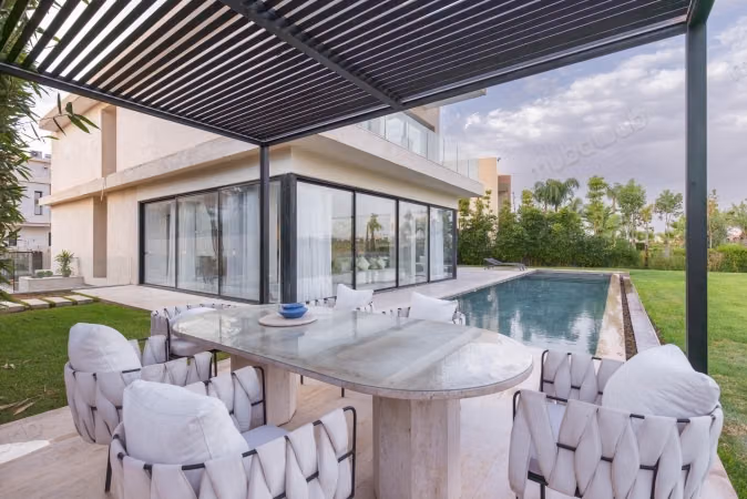 Villa d’exception en front de golf