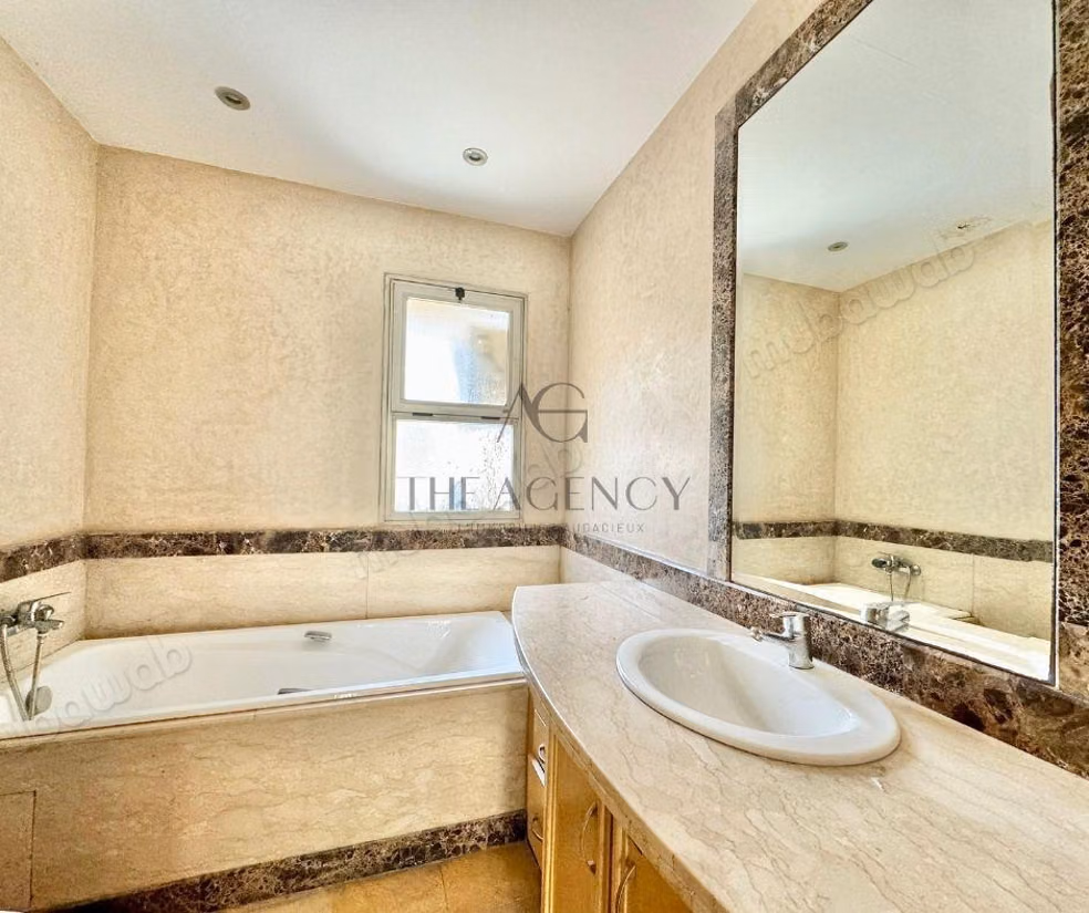 Racine – Duplex d’exception à louer– 325 m²