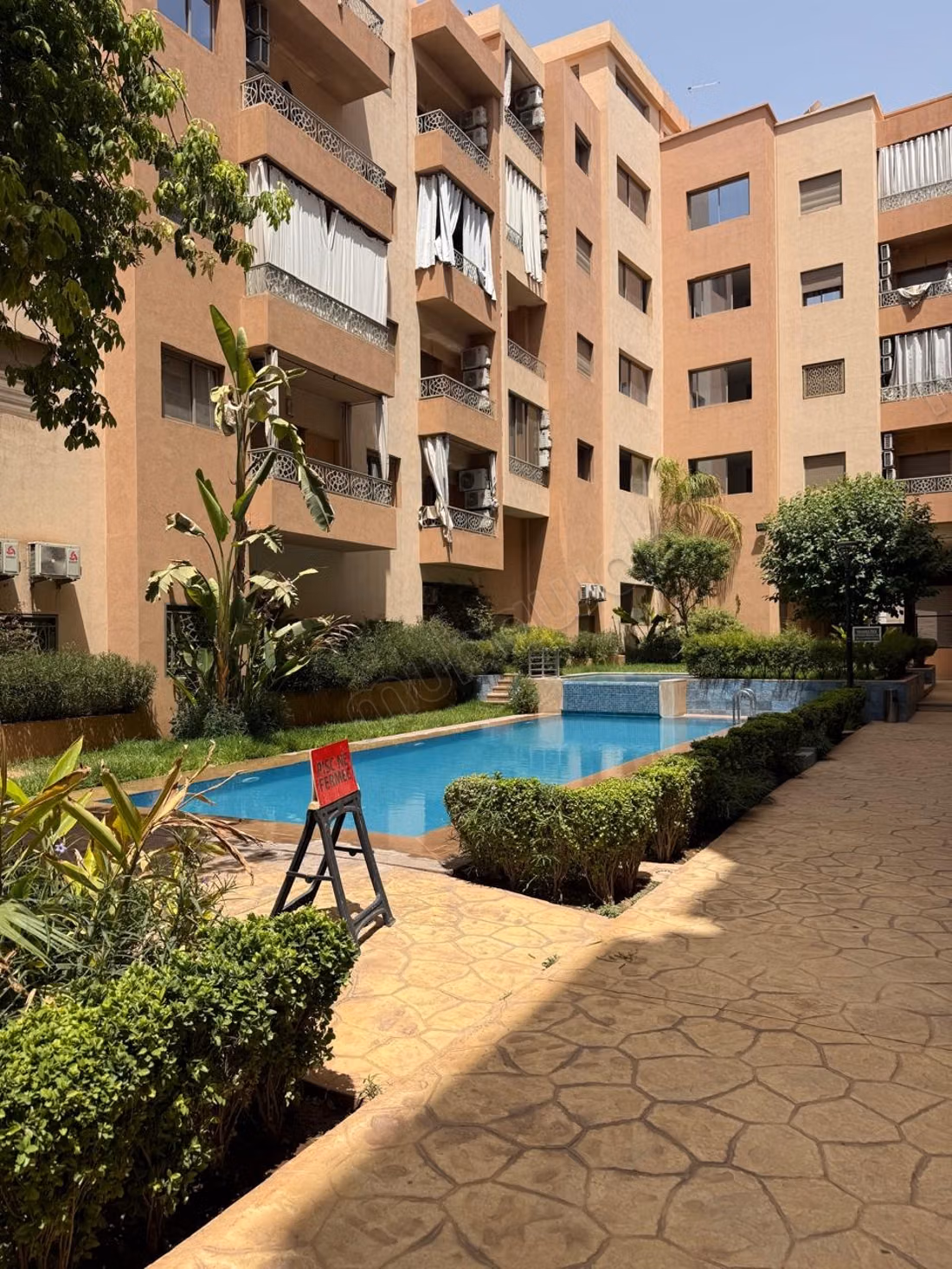 Alquila este apartamento en Ouasis. 2 hermosas habitaciones. Bien amueblado