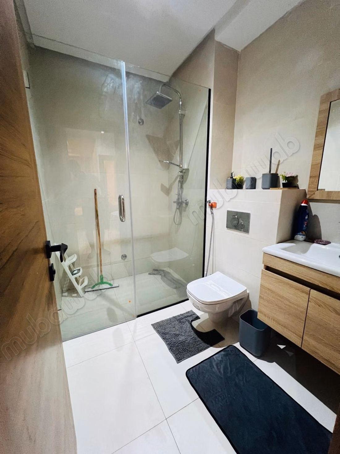 Alquila este apartamento en Ouasis. 2 hermosas habitaciones. Bien amueblado