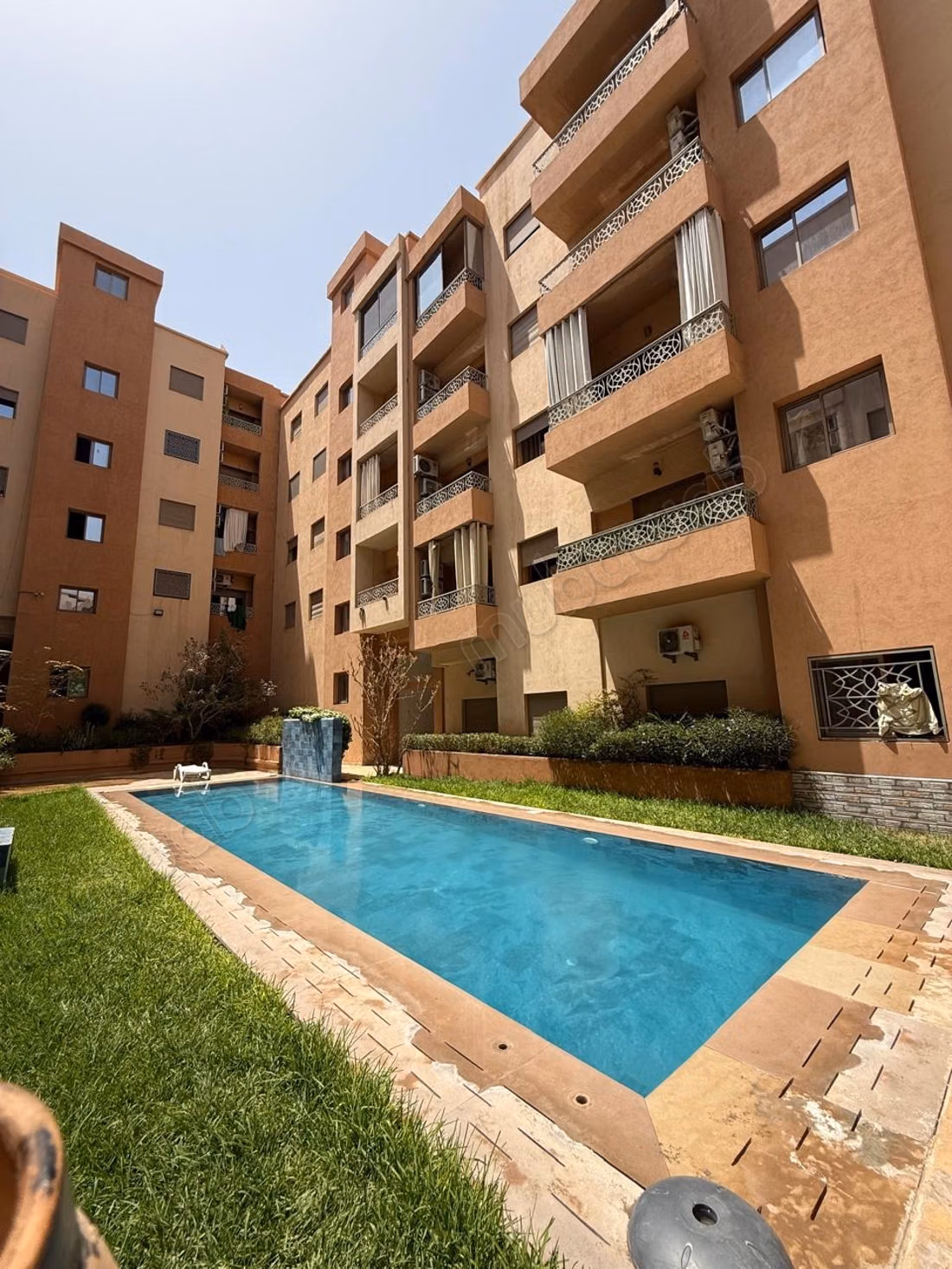 Alquila este apartamento en Ouasis. 2 hermosas habitaciones. Bien amueblado