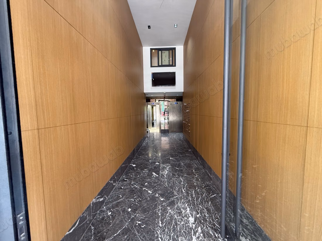 High standing office space of 71 m² for rent, ideally located on the Route de Safi in Marrakech, close to McDonald's.