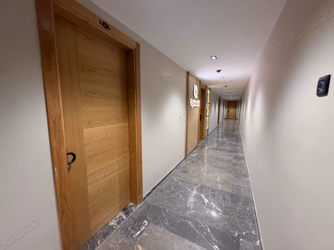 High standing office space of 71 m² for rent, ideally located on the Route de Safi in Marrakech, close to McDonald's.