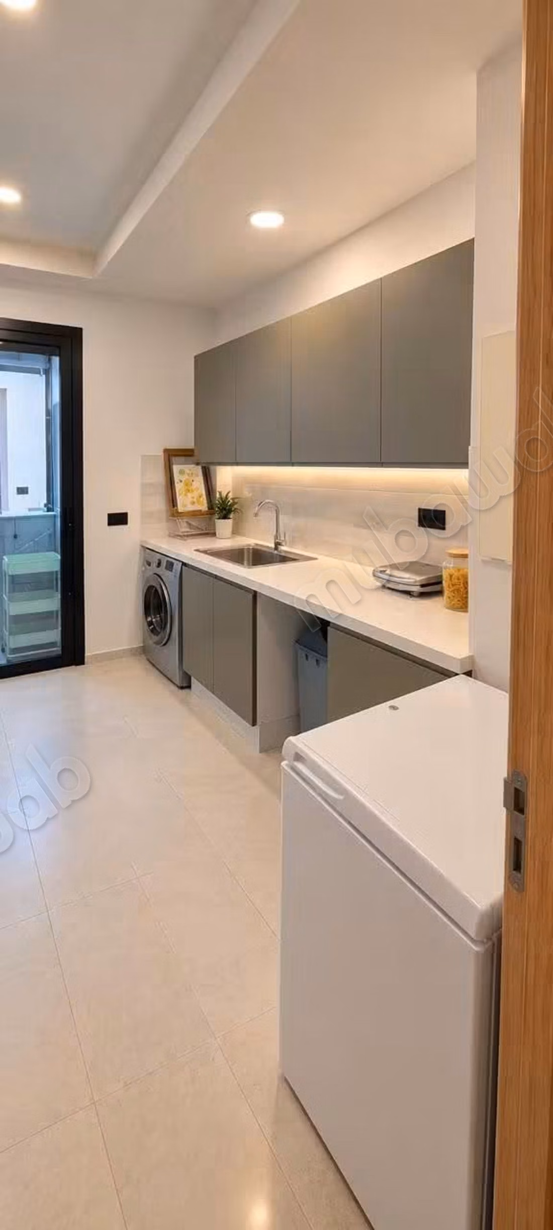 Appart a la location meublé a Ain Diab 
Ex 22000d
