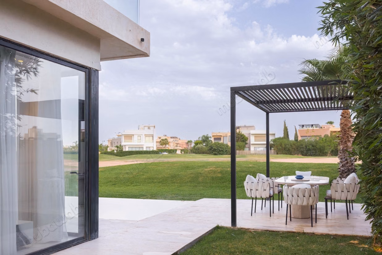 Villa d’exception en front de golf