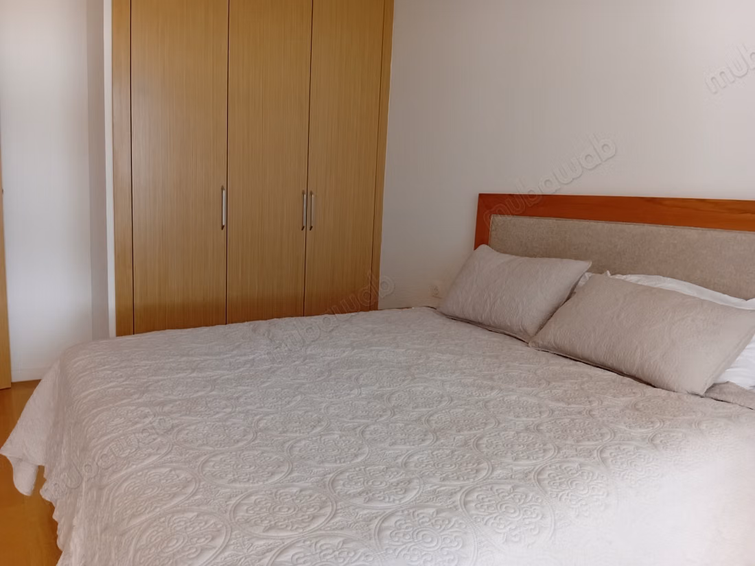 Appartement 1 CH à Louer à CFC